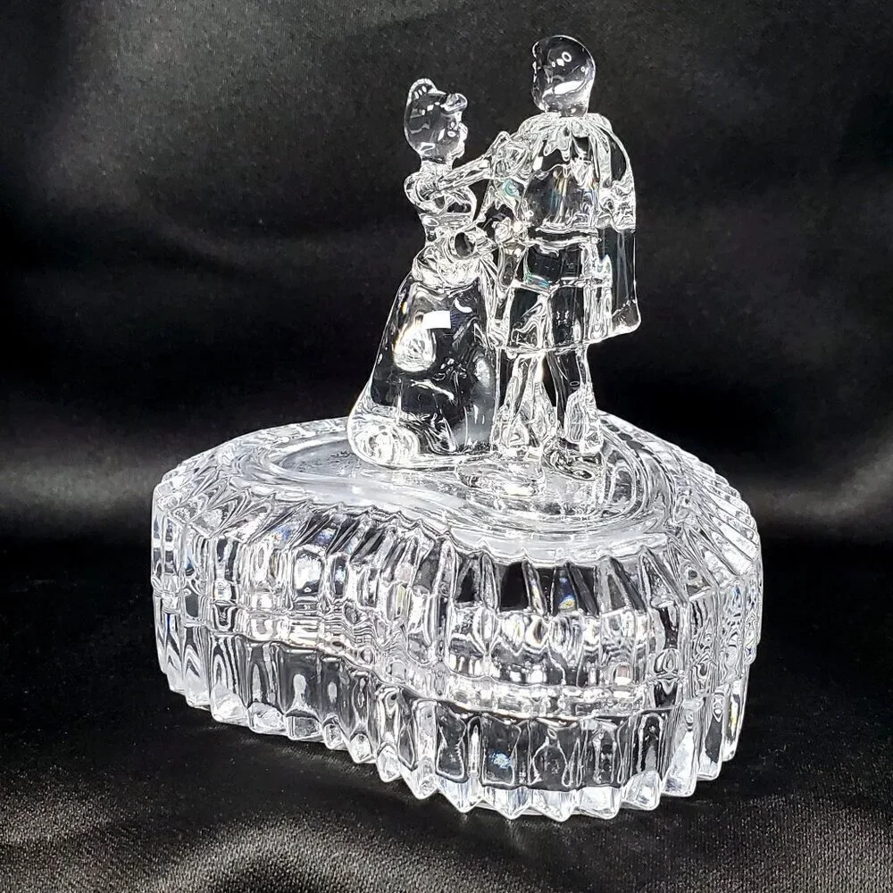 Disney Royal Treatment Cinderella & Prince Arribas Brothers Crystal Trinket Box